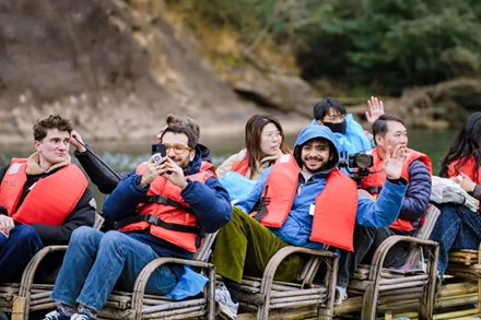 European media and influencers explore Fujian's landscapes and culture