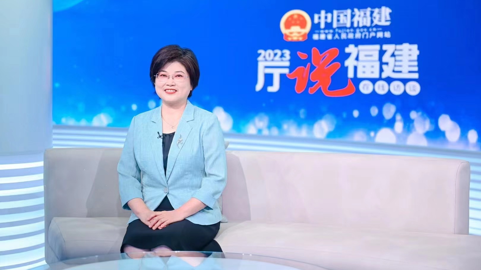 嘉宾.jpg
