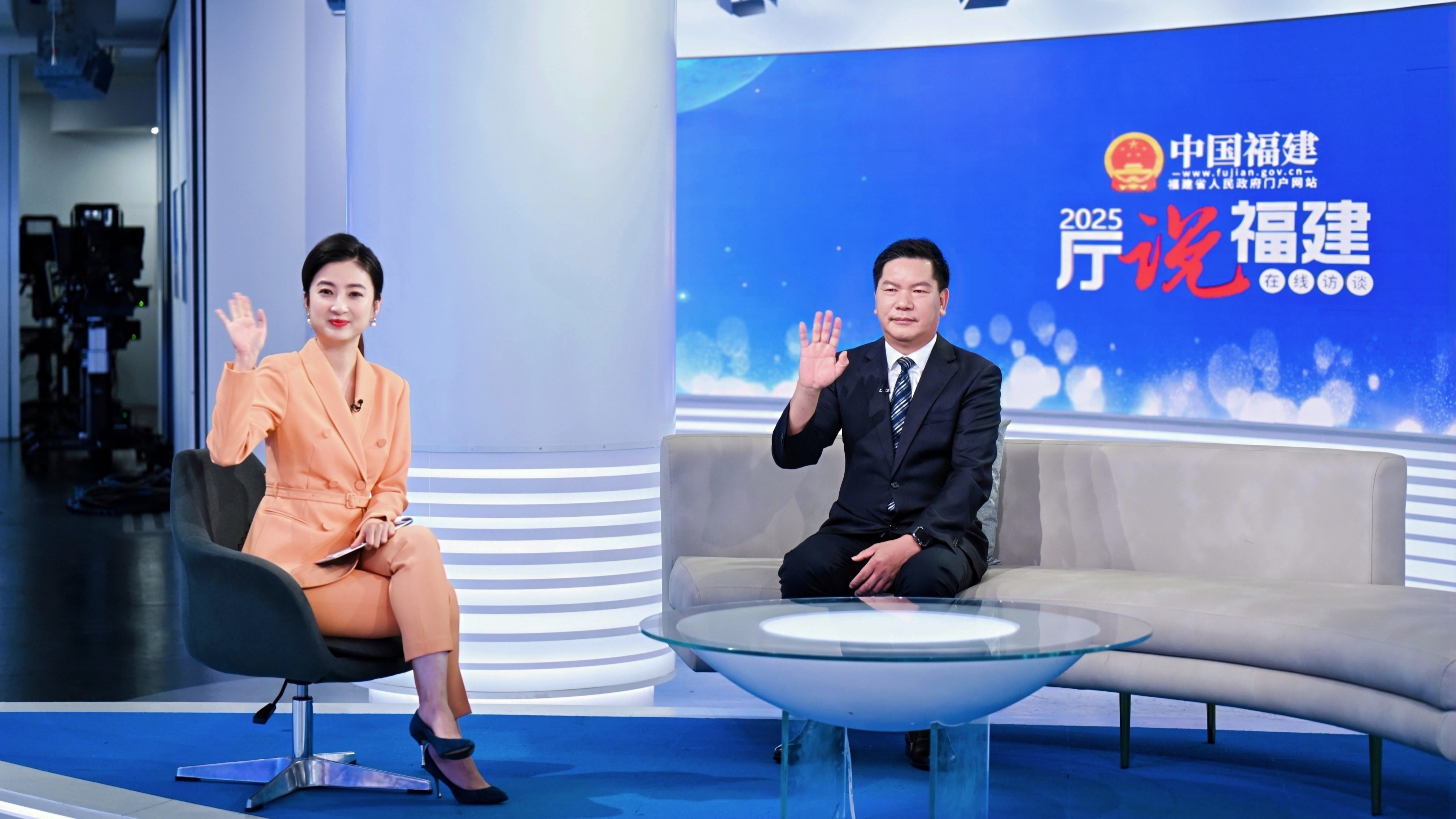 繁荣文化和旅游消费 培育文化旅游支柱产业