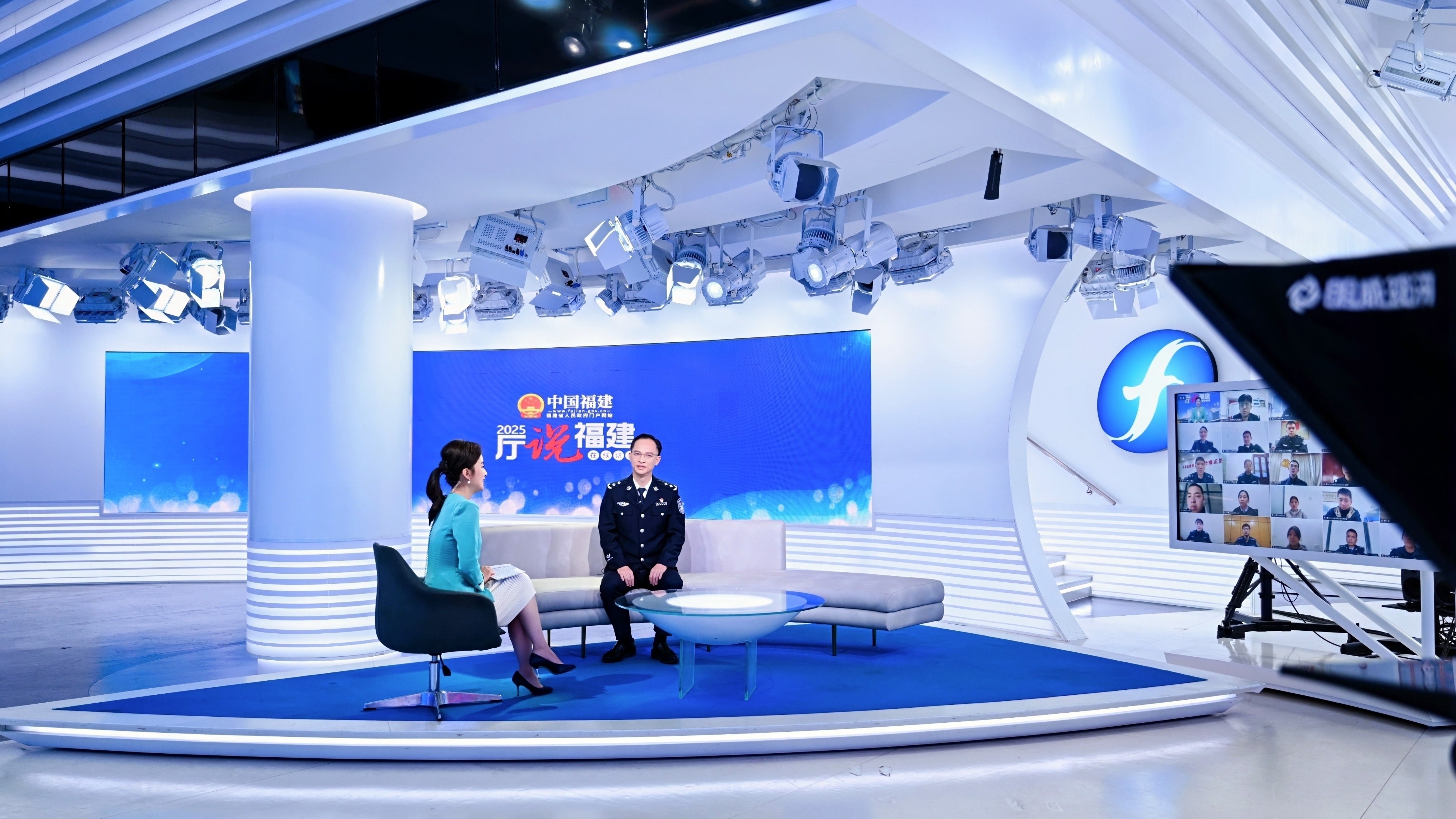 福建公安深入践行习近平法治思想 纵深推进政务服务改革提质增效