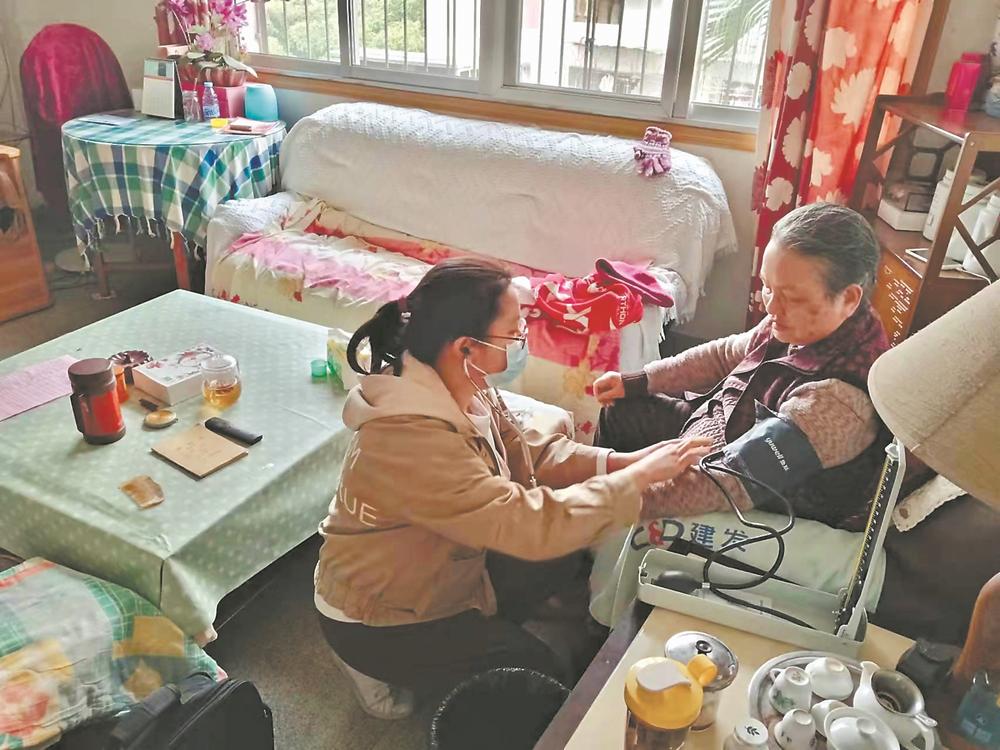 病床床档怎么写病床设在家 医护上门来_https://www.jmylbn.com_新闻资讯_第2张