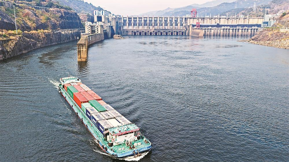 闽江干流实现千吨级船舶通航