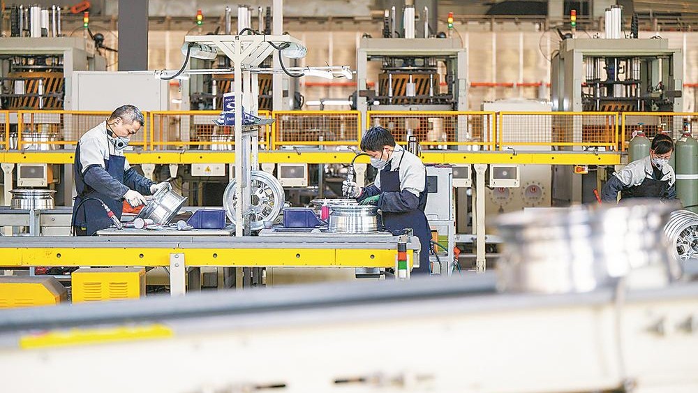 智能生产提效益