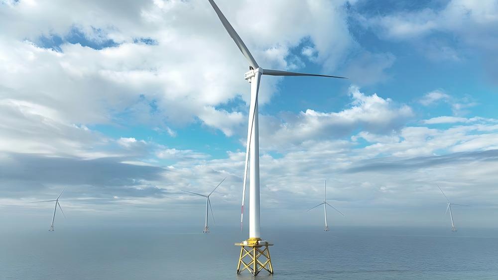 全球首台20兆瓦海上风电机组在福建并网发电