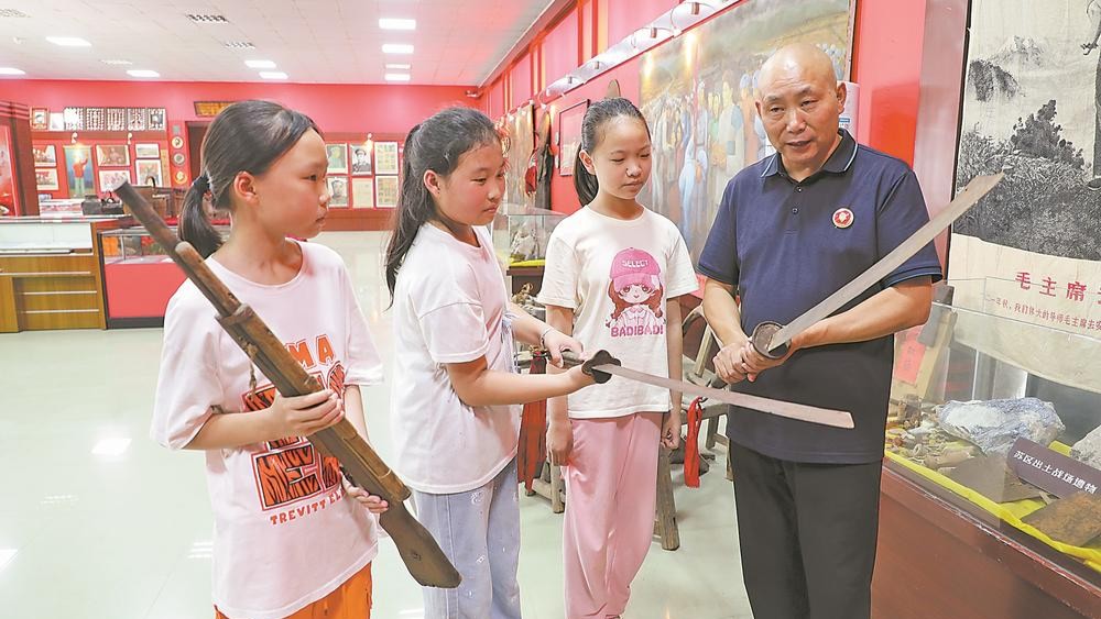 宁化迎来红色旅游热